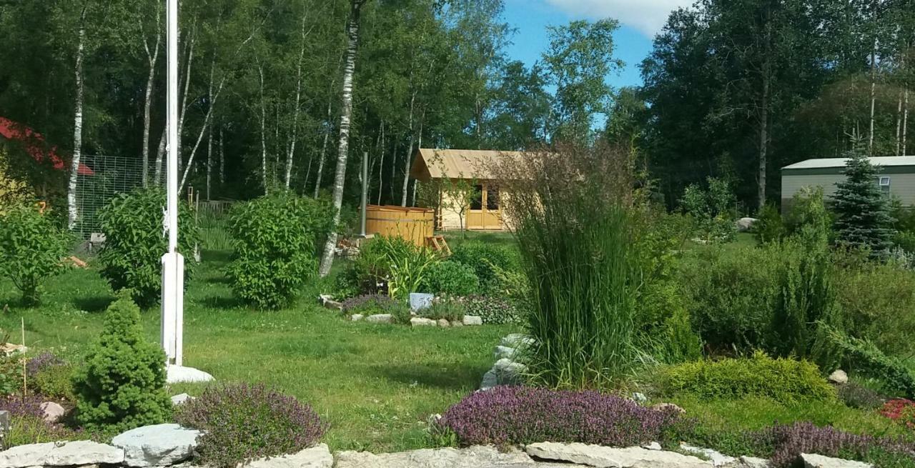 Hostal Hüüru Puhkemajad Huuru Exterior foto
